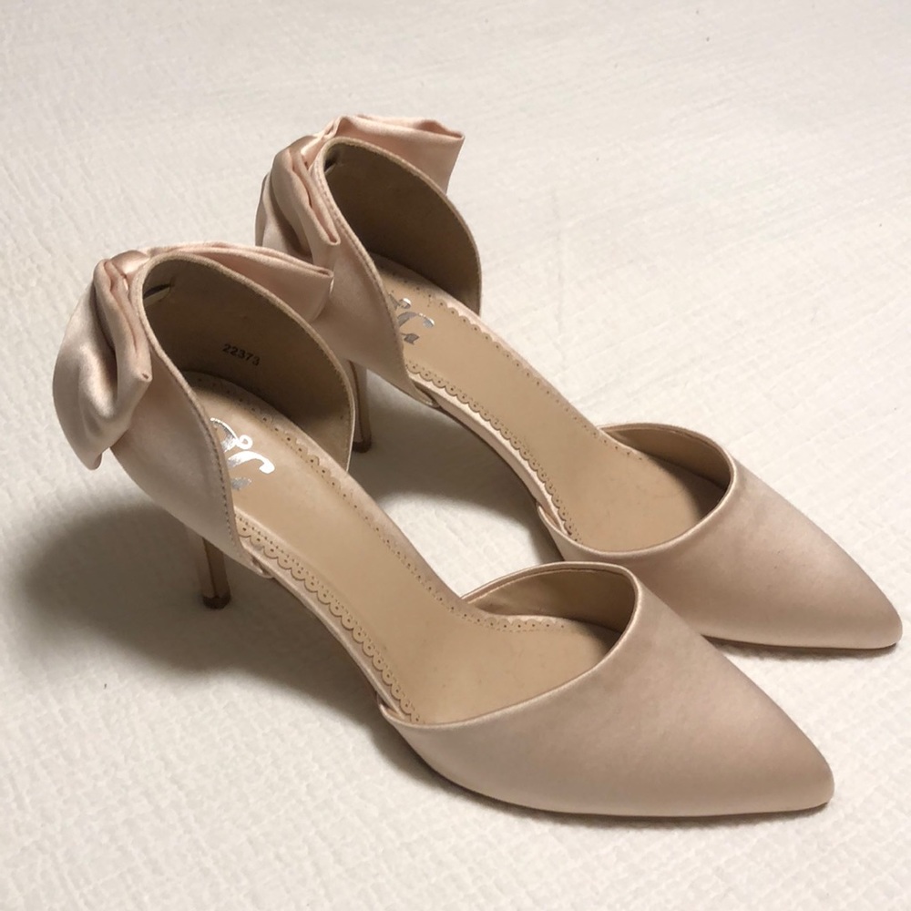 New Satin Bow Pumps